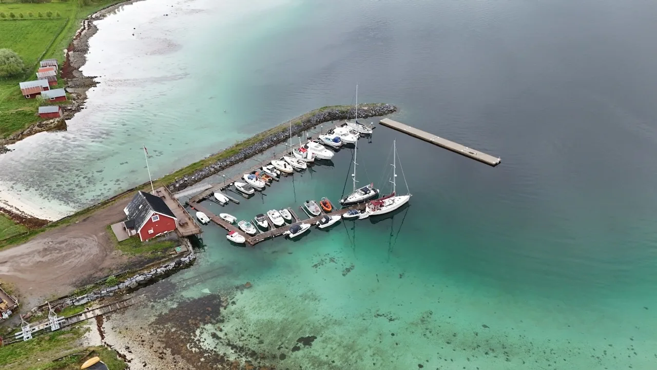 Hafen von Fjelldal aus der Luft